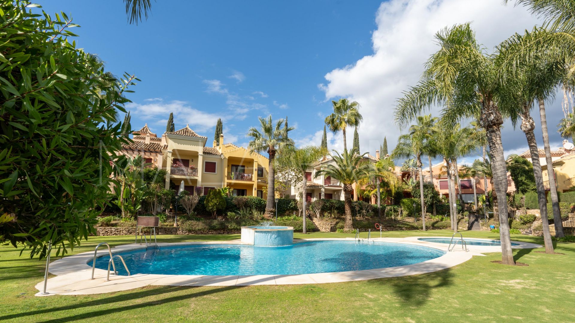 Reihenhaus for sale in Jardines de las Lomas