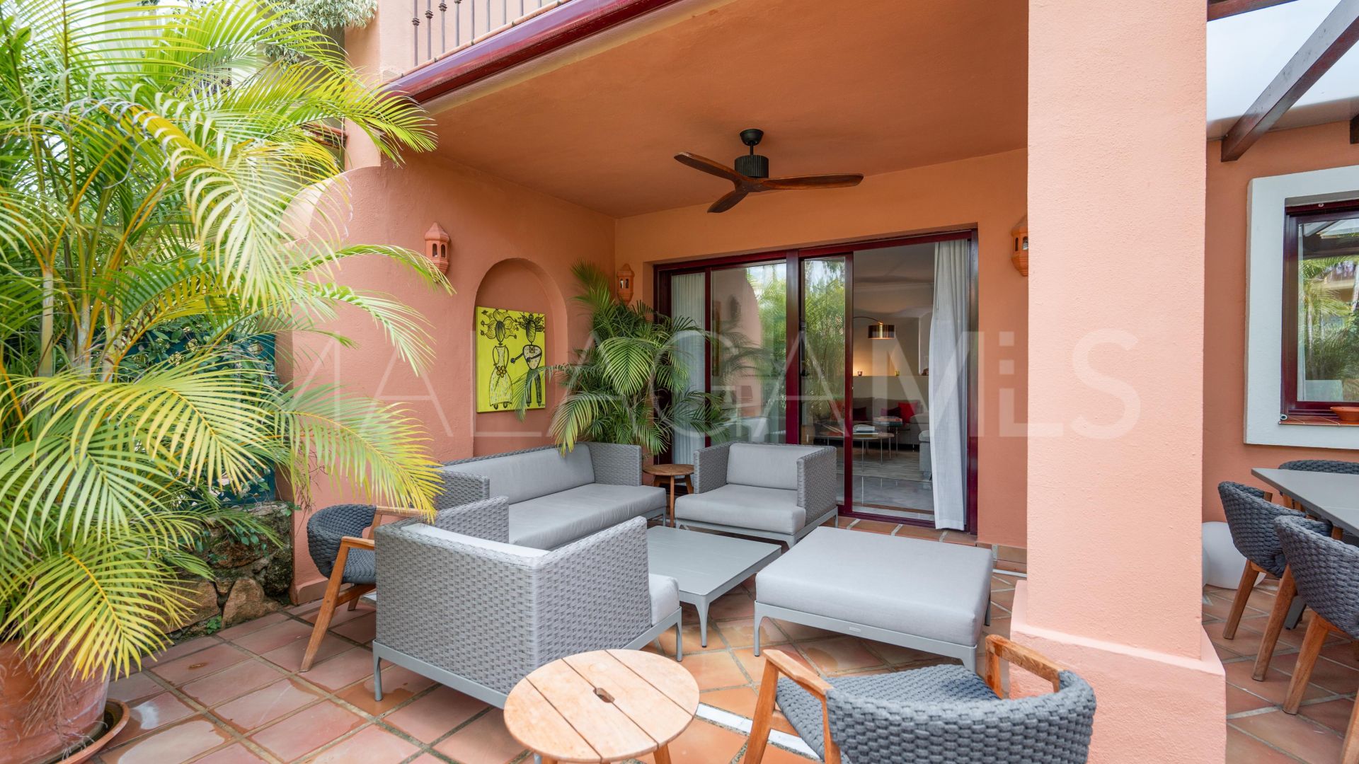 Reihenhaus for sale in Jardines de las Lomas