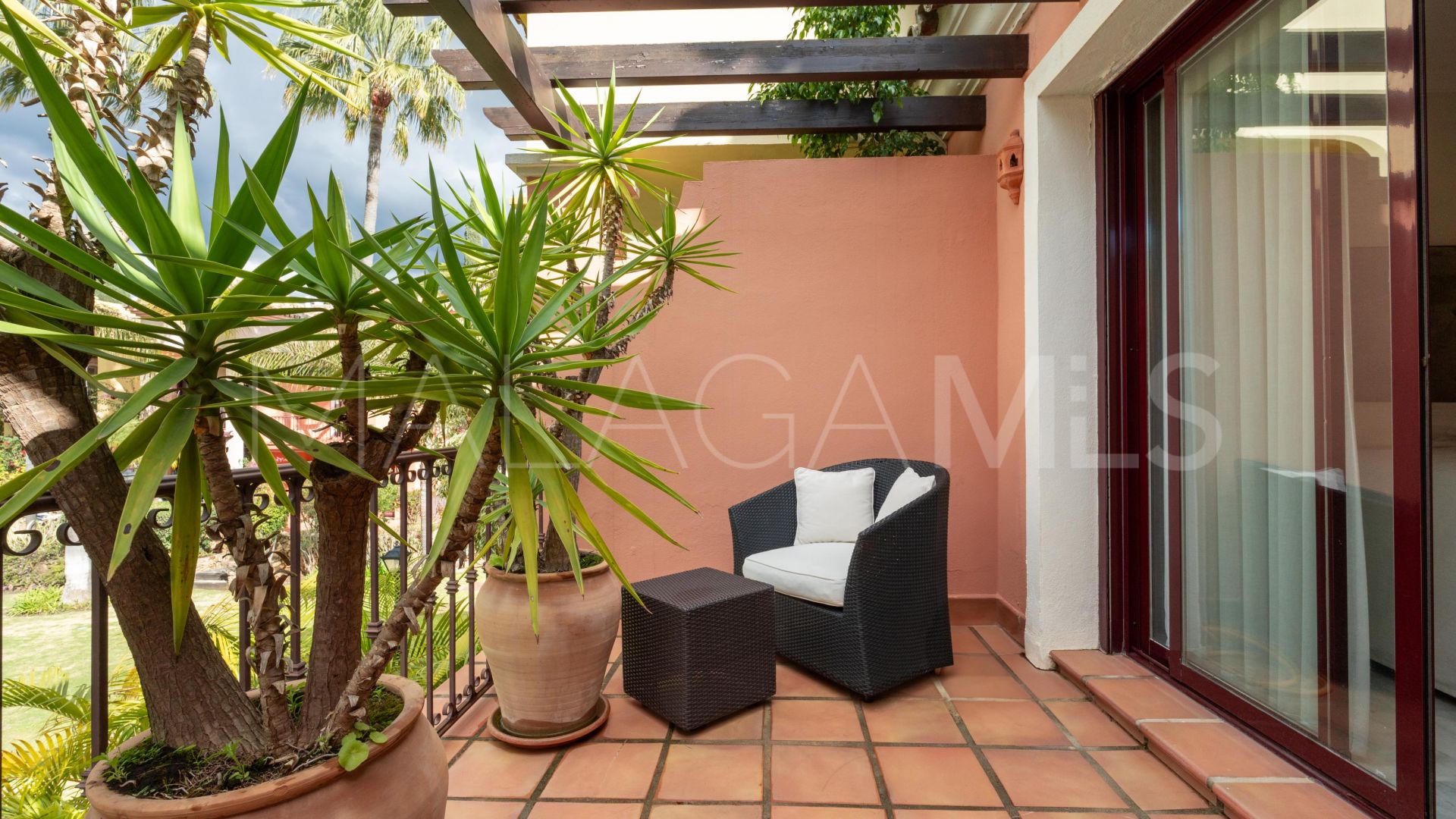 Reihenhaus for sale in Jardines de las Lomas