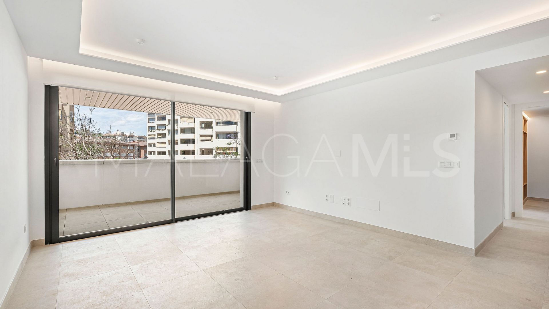 Apartamento de 2 bedrooms for sale in Fuengirola Puerto
