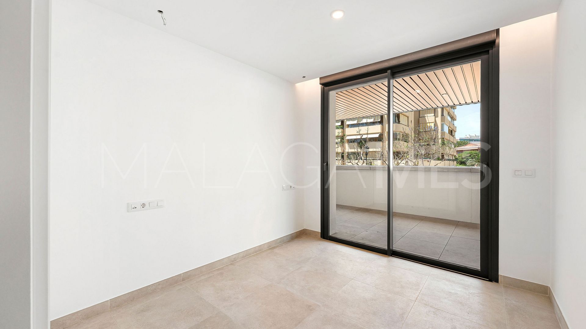 Apartamento de 2 bedrooms for sale in Fuengirola Puerto