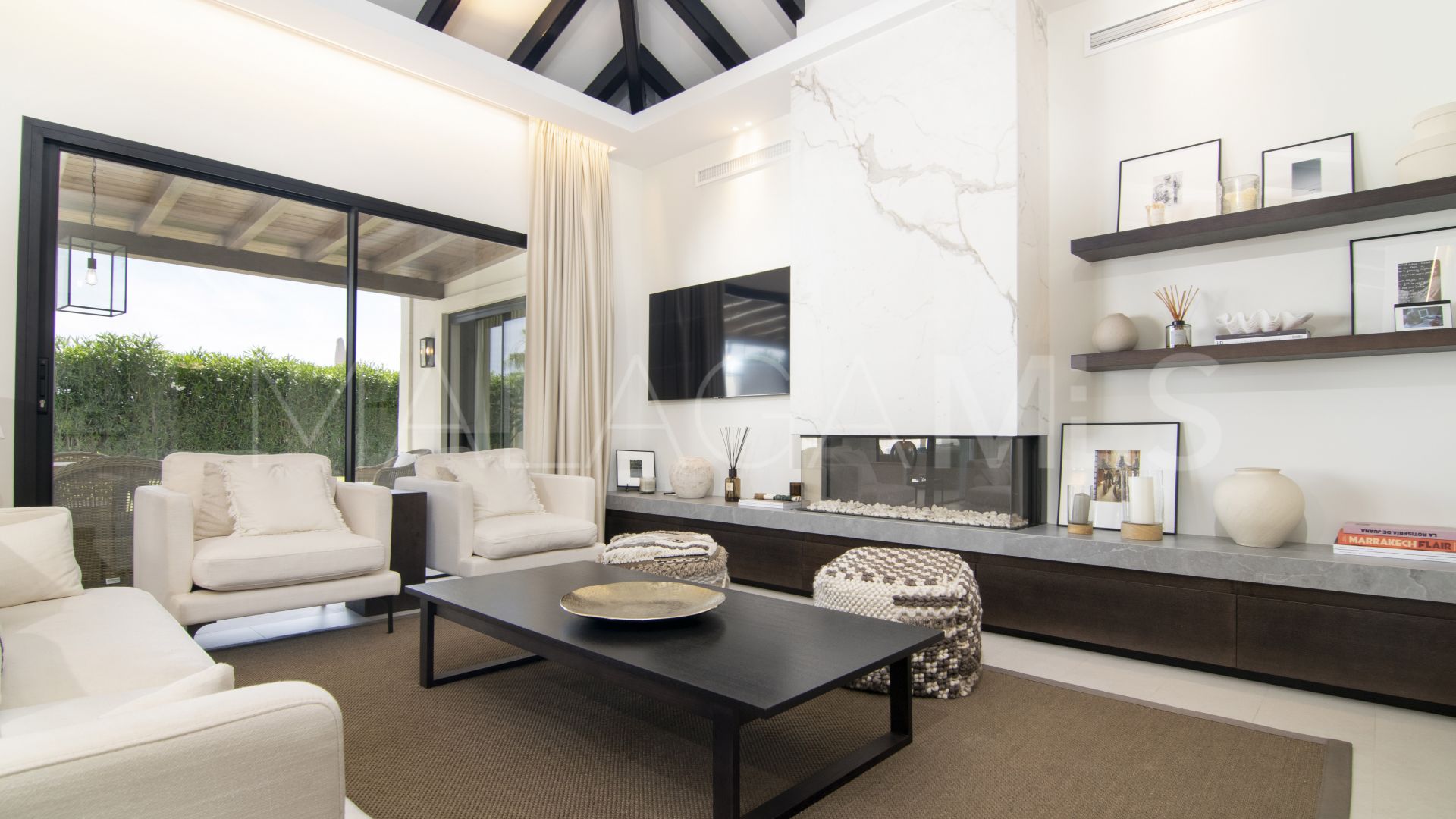 For sale 3 bedrooms villa in Los Naranjos Golf