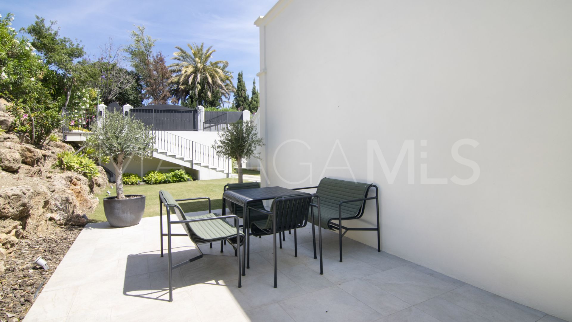 For sale 3 bedrooms villa in Los Naranjos Golf