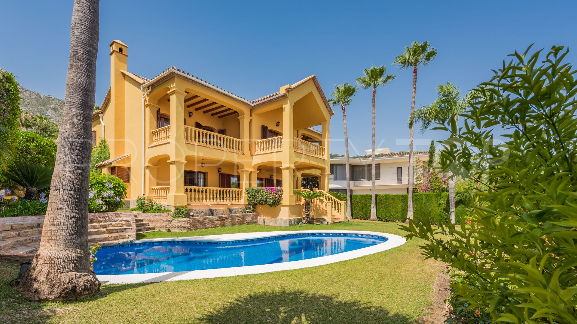 For sale Sierra Blanca 6 bedrooms villa