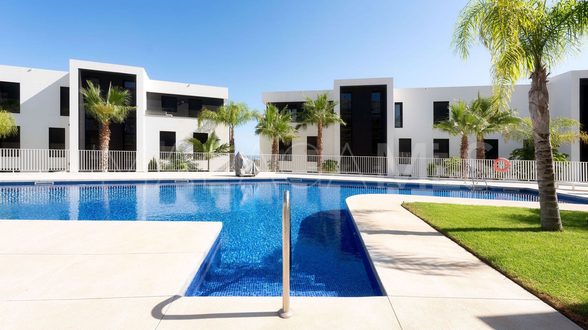 Wohnung for sale in Azahar de Marbella