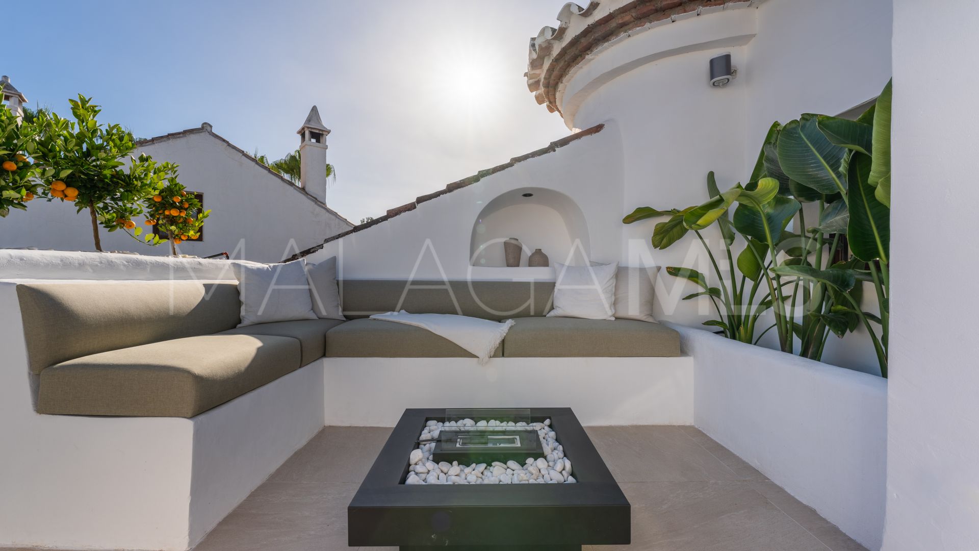 For sale duplex penthouse with 3 bedrooms in Montepiedra