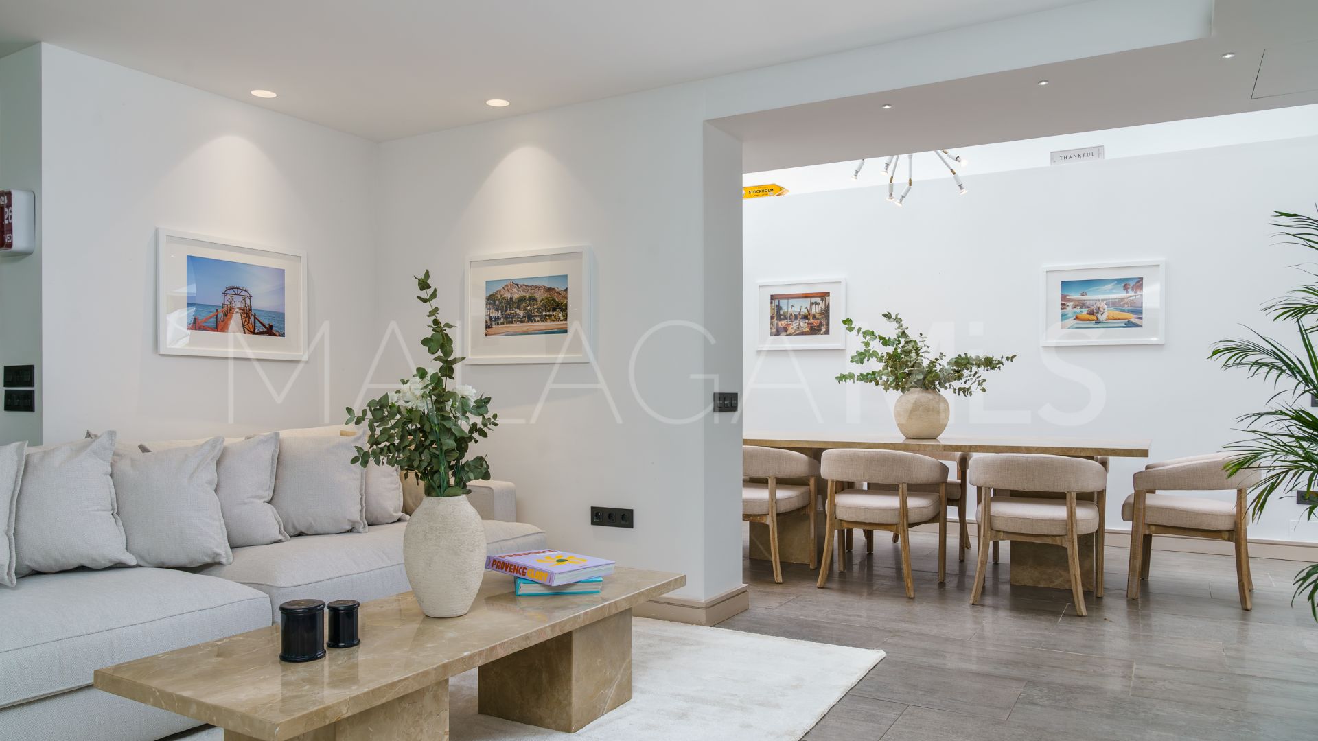 Villa for sale in Nueva Andalucia