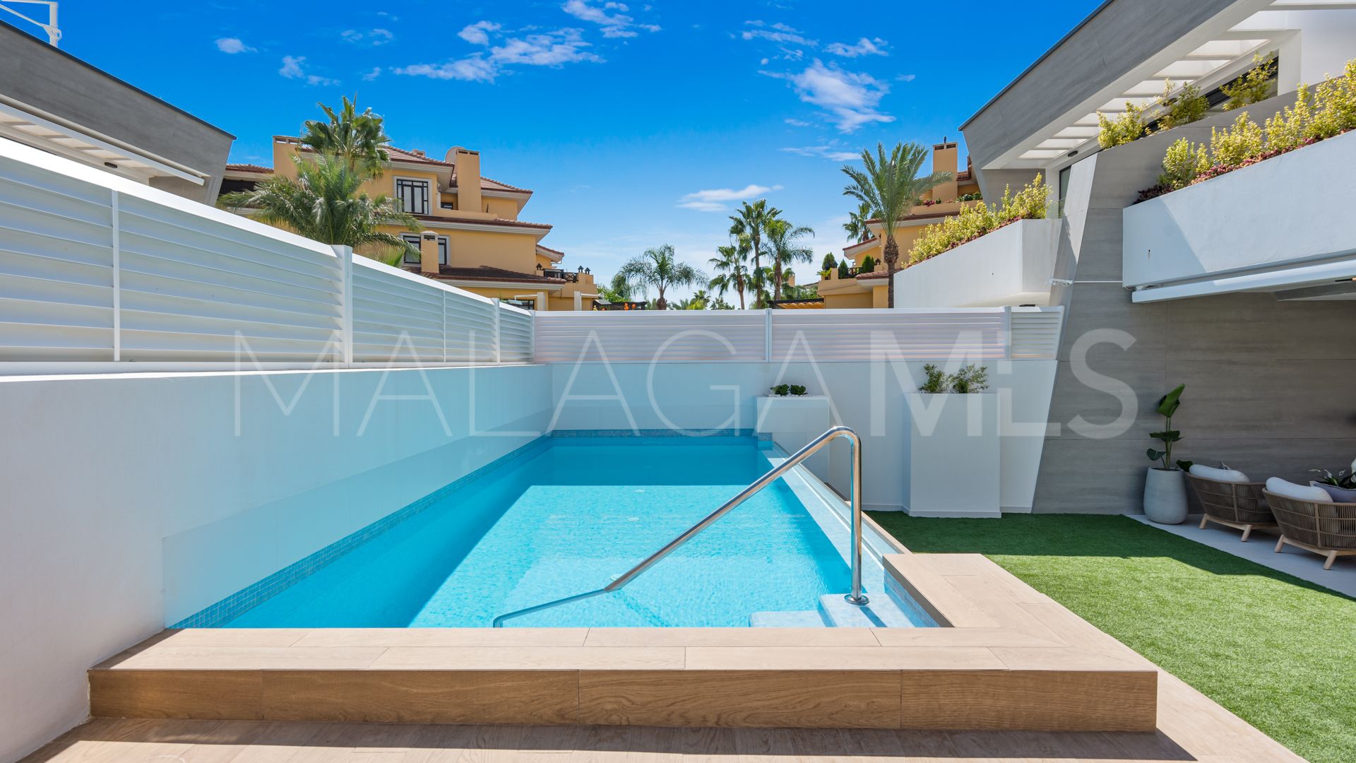 Radhus for sale in Marbella - Puerto Banus