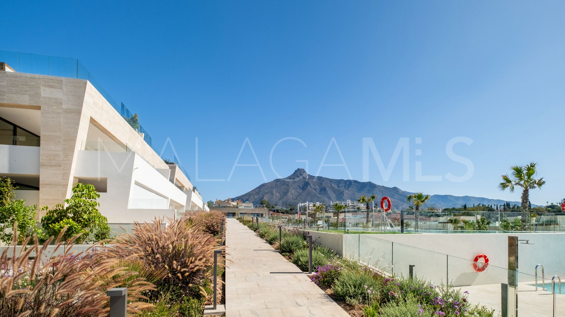 Ground floor duplex for sale in Epic Marbella