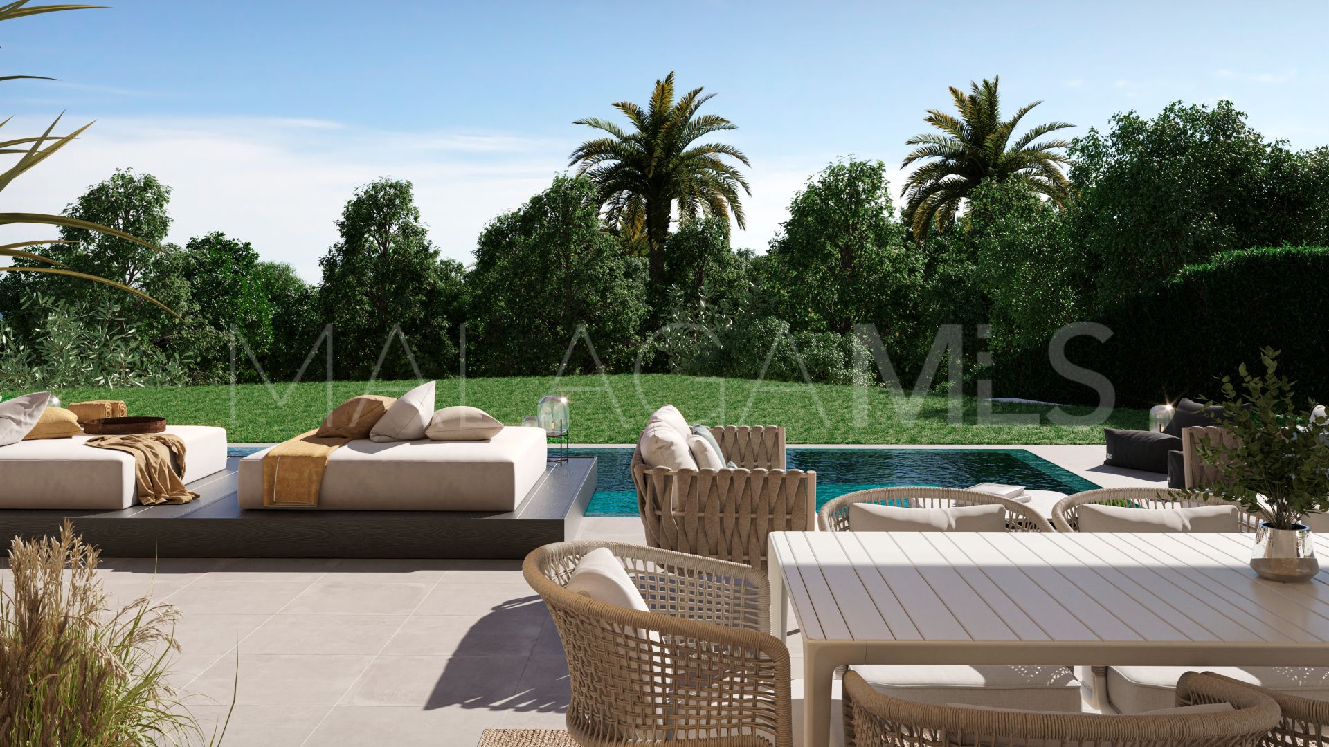 Villa for sale in Estepona Est