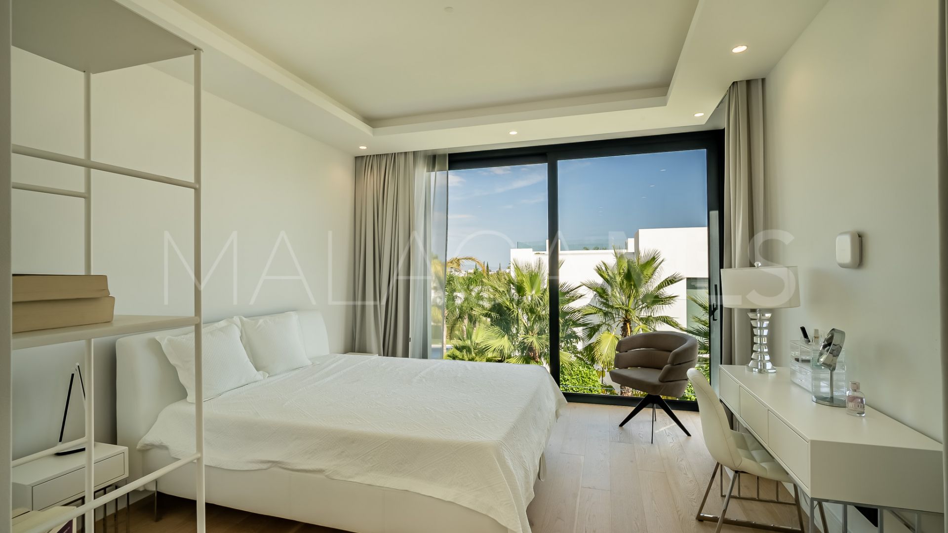 5 bedrooms Los Flamingos villa for sale