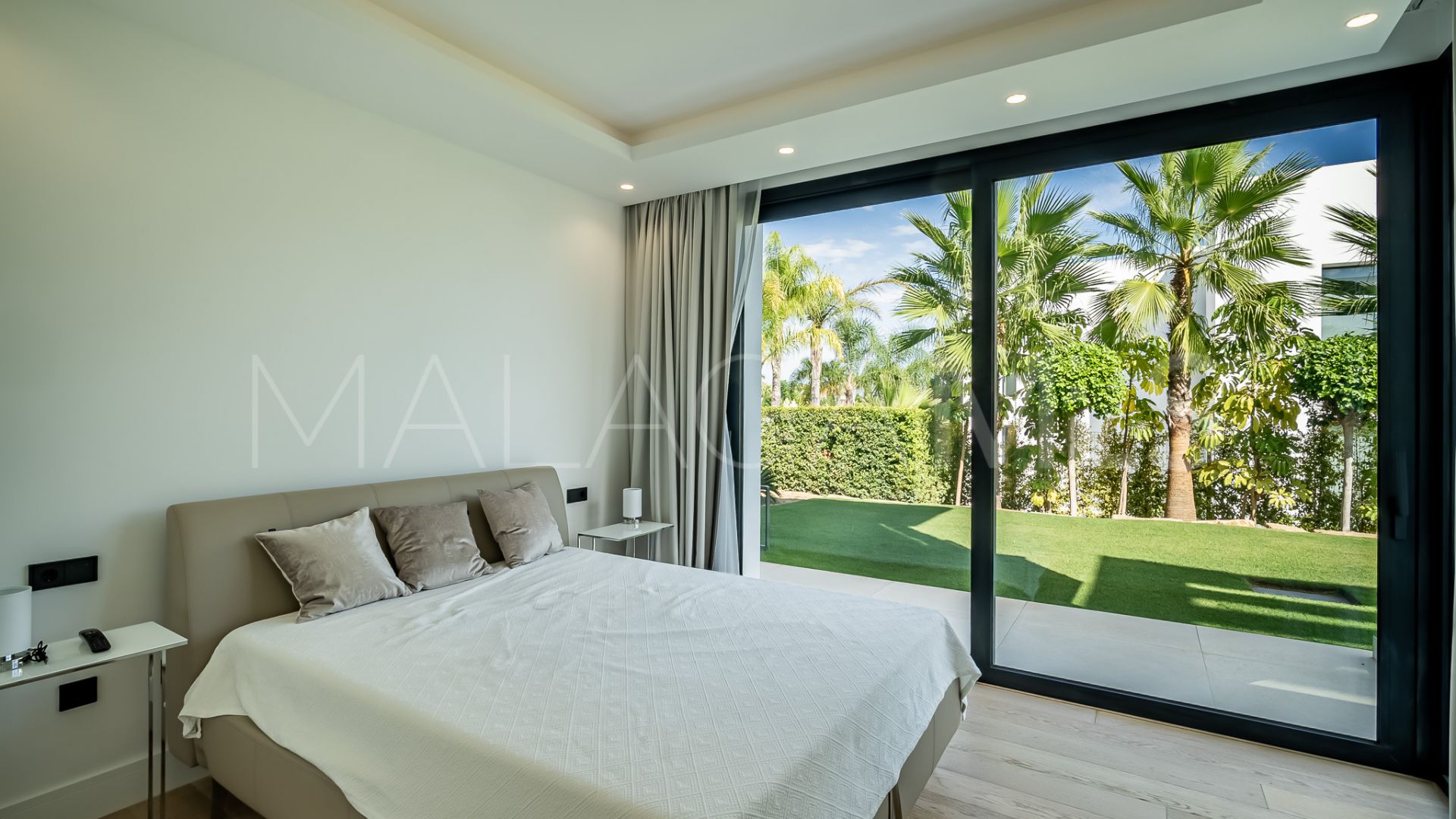 5 bedrooms Los Flamingos villa for sale