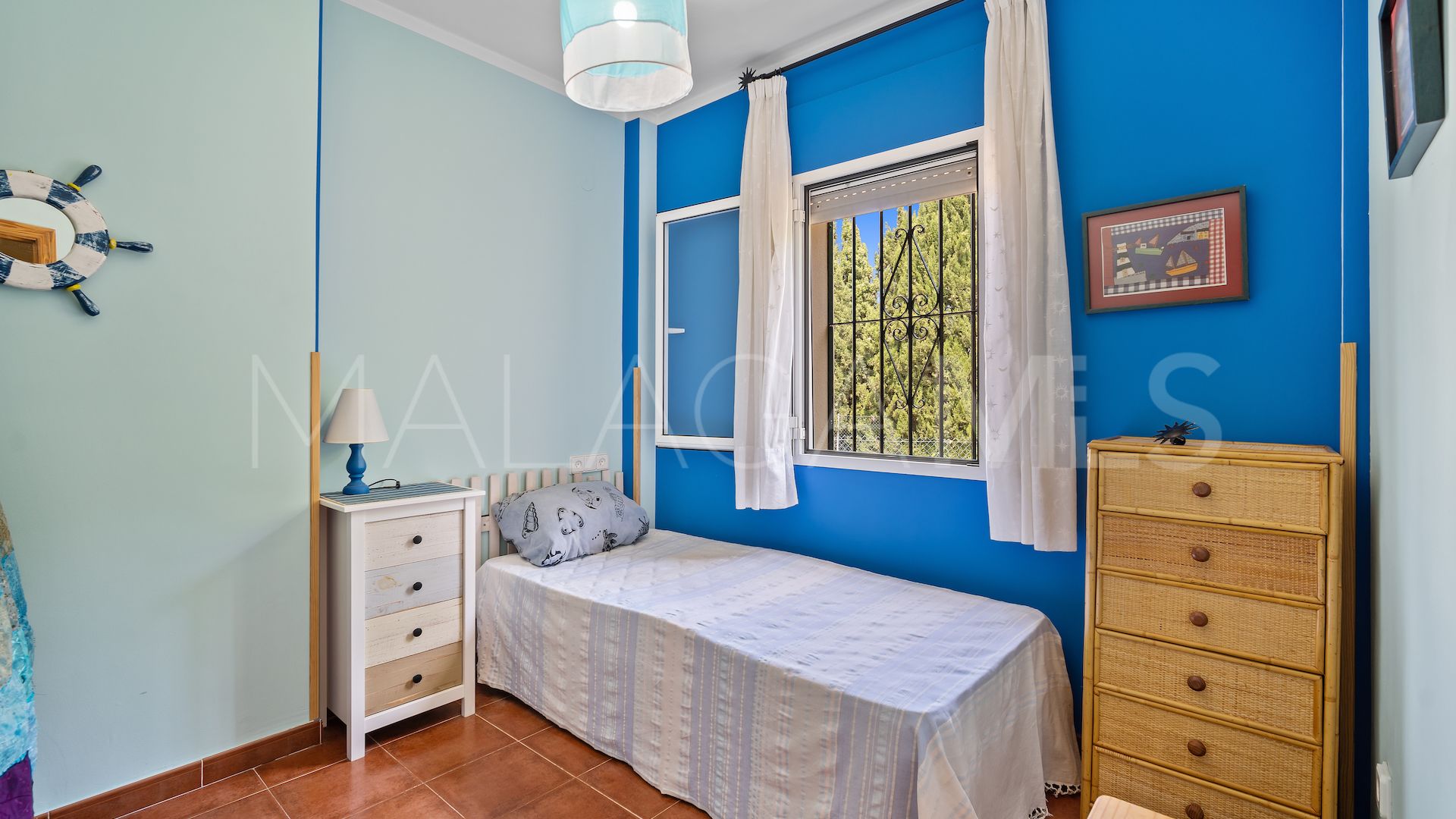 Adosado with 4 bedrooms for sale in Sierrezuela