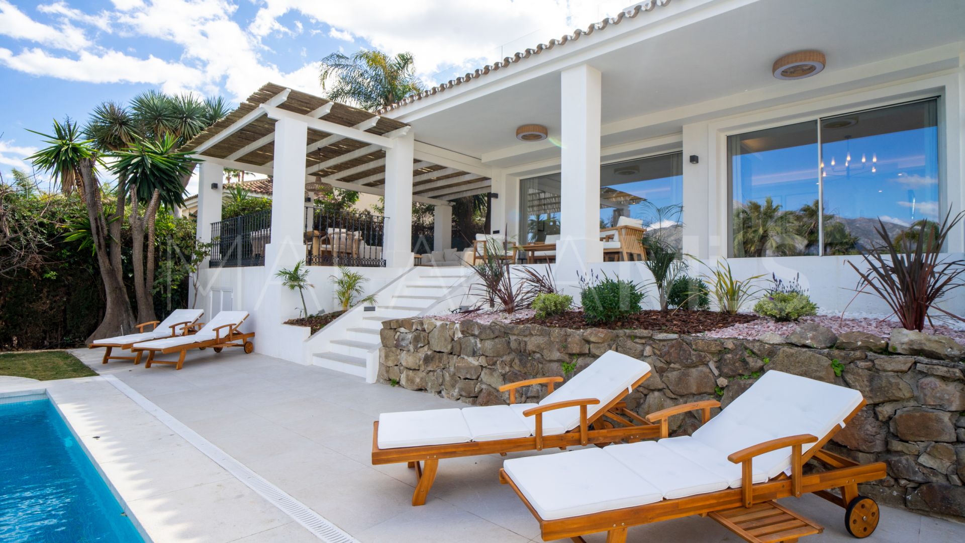 Las Brisas, villa a la venta