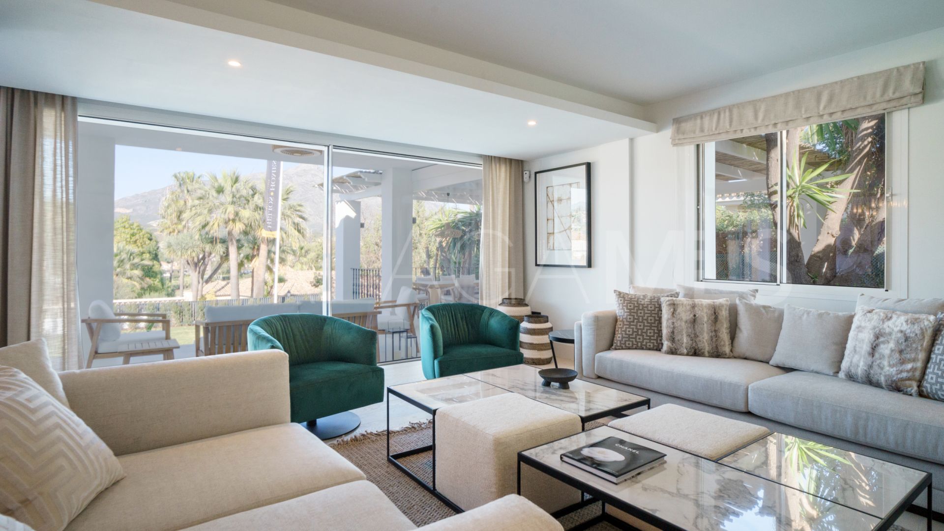 Las Brisas, villa a la venta
