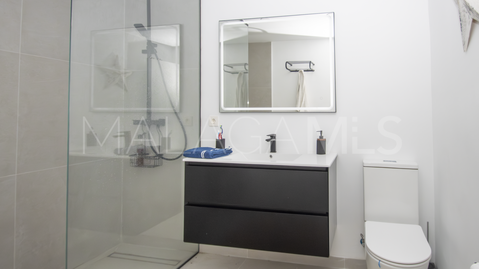 Wohnung for sale in River Garden