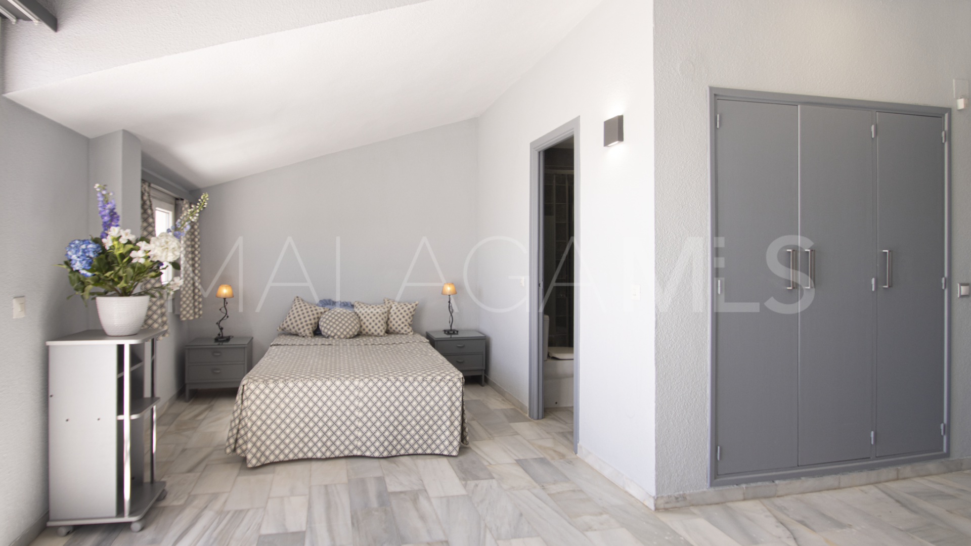 Studio for sale in Marbella Golden Mile