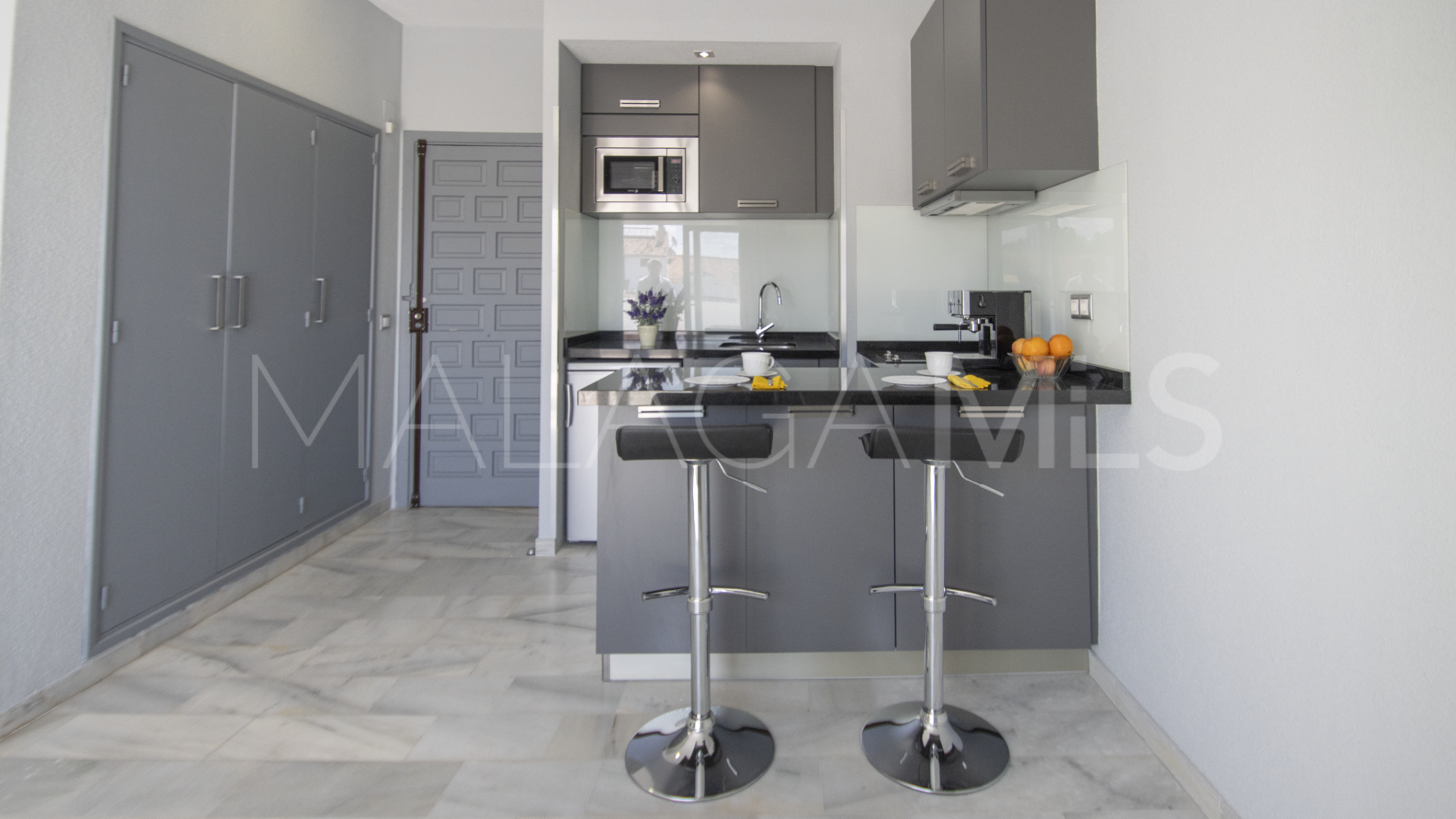 Studio for sale in Marbella Golden Mile
