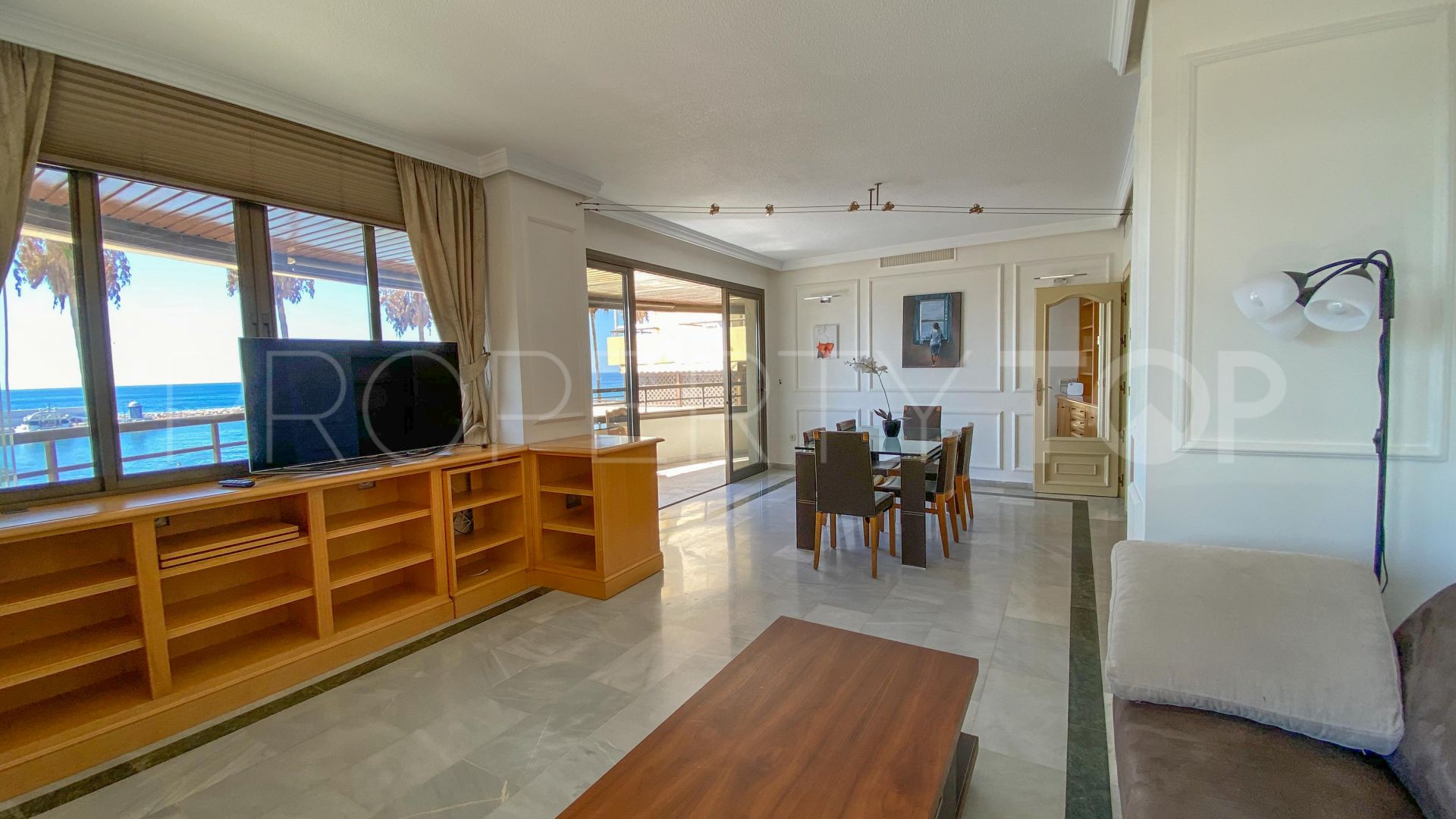 Apartamento con 3 dormitorios en venta en Marbella Ciudad