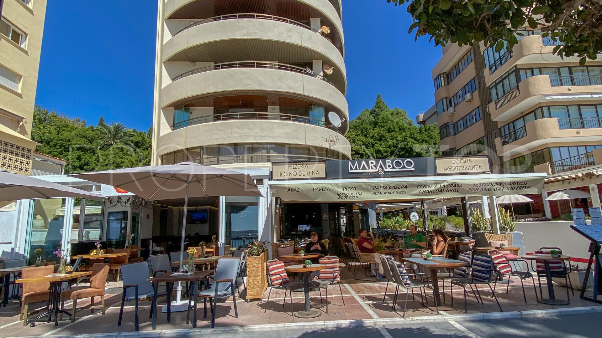 Apartamento con 3 dormitorios en venta en Marbella Ciudad