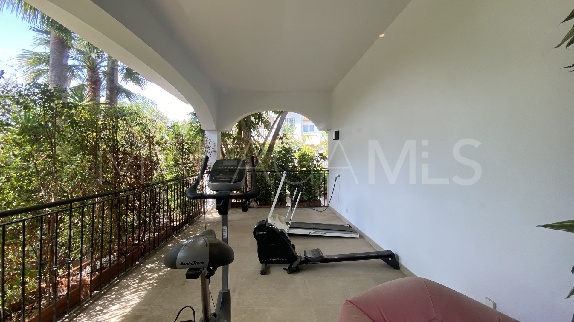 Villa for sale in Marbella Golden Mile