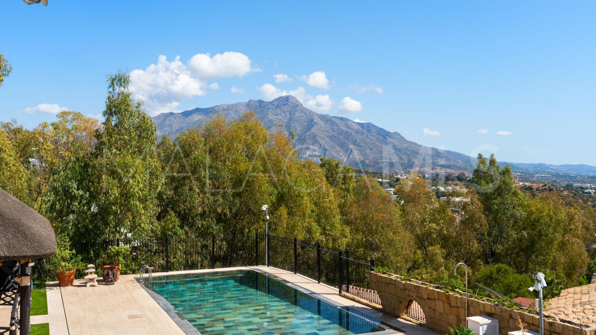 Villa for sale in El Herrojo