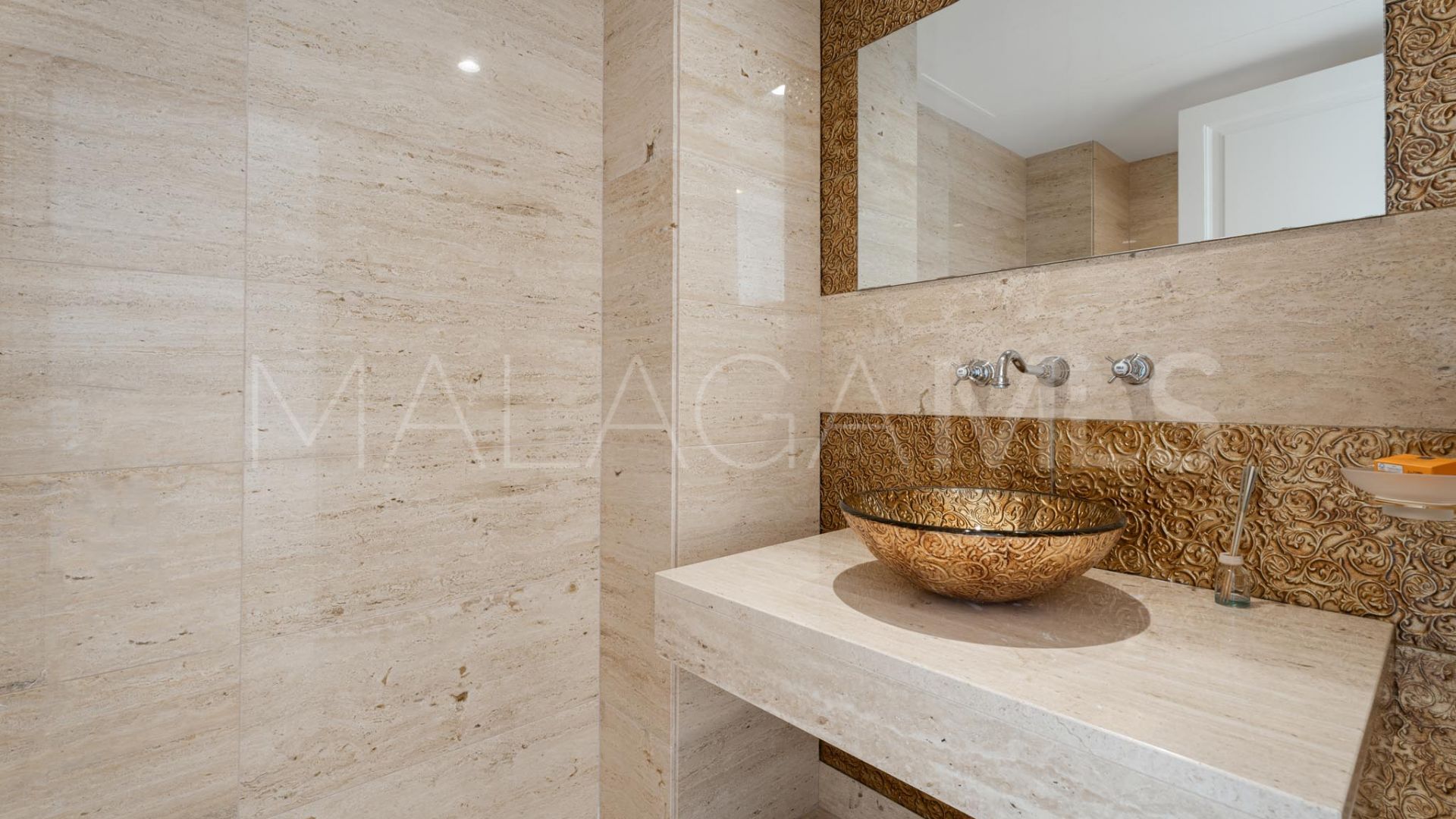 Villa for sale in El Herrojo