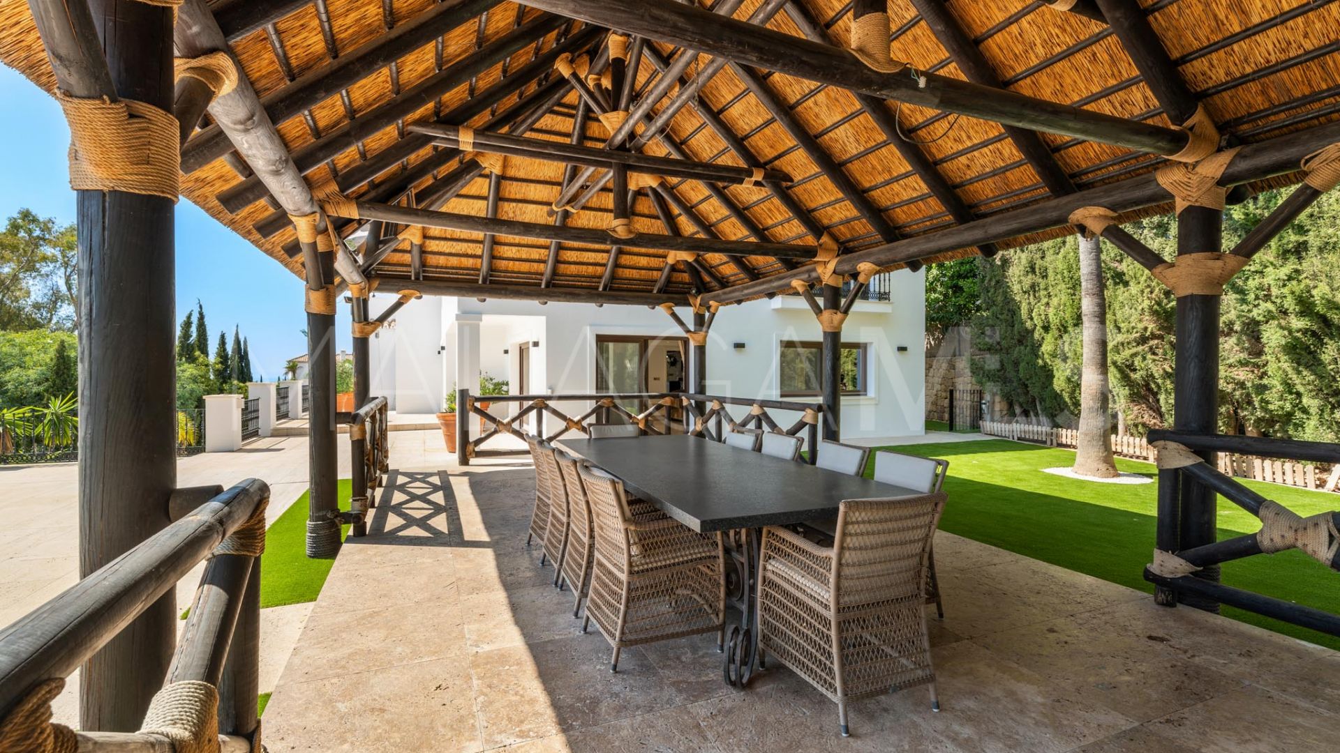 Villa for sale in El Herrojo