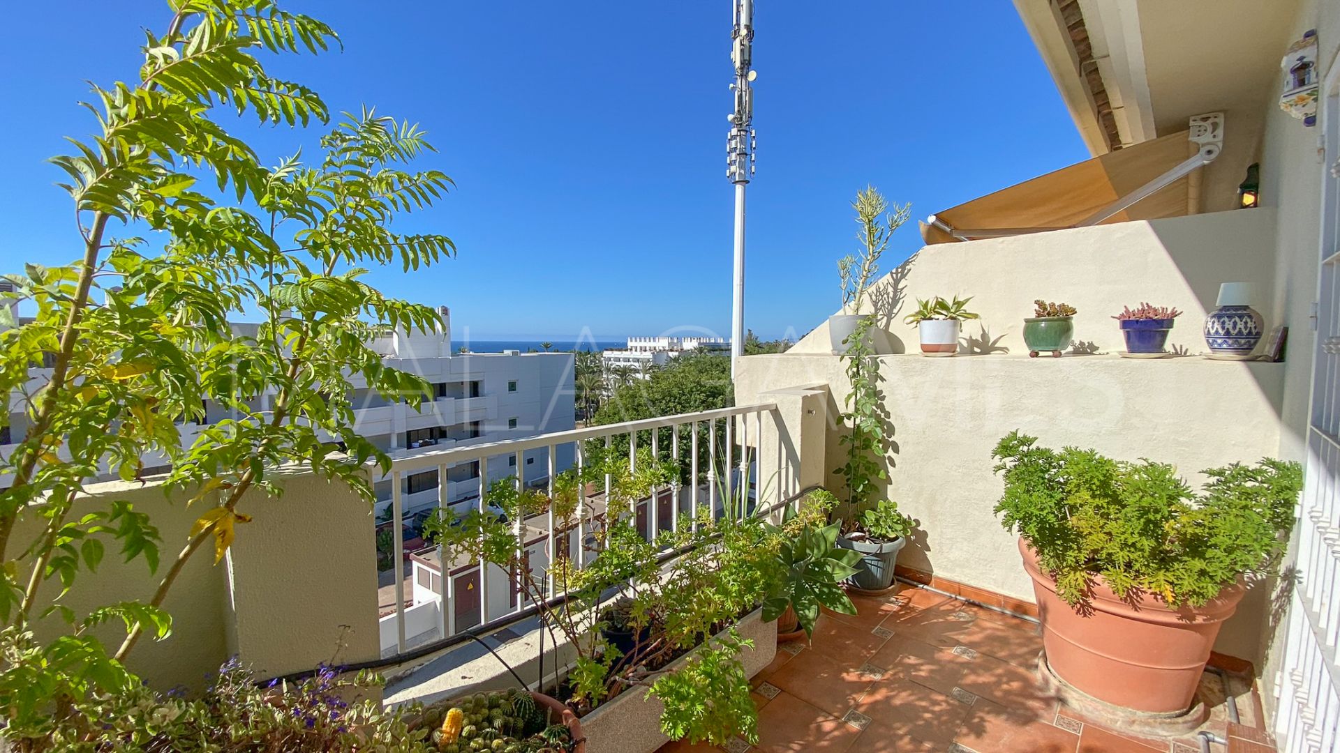 For sale Marbella Golden Mile 2 bedrooms duplex penthouse