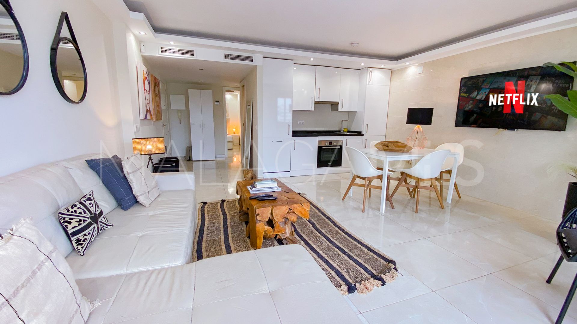 Wohnung for sale in Marbella - Puerto Banus