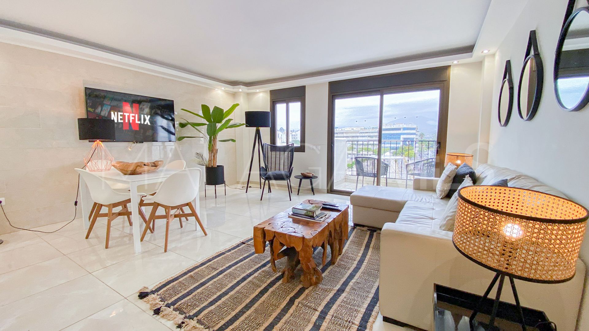 Wohnung for sale in Marbella - Puerto Banus