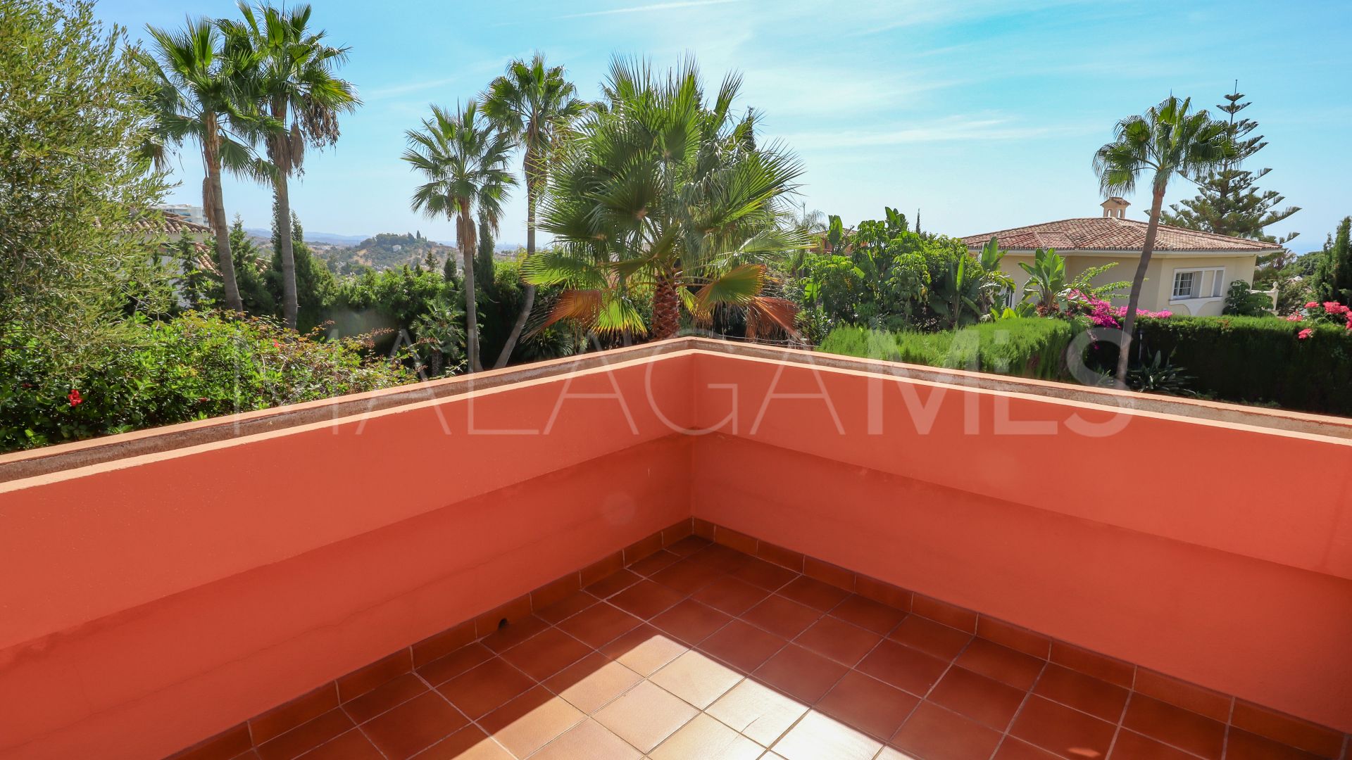 Buy villa in Xarblanca