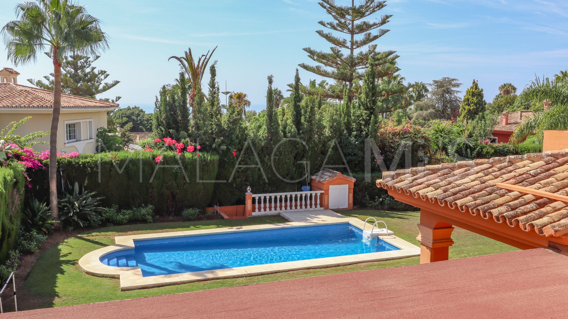 Buy villa in Xarblanca