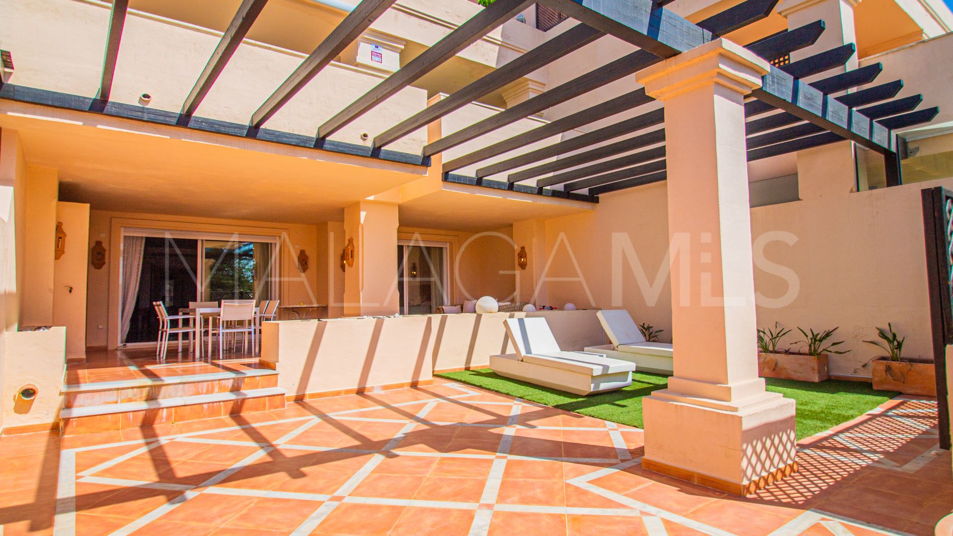 For sale Nueva Andalucia ground floor apartment with 2 bedrooms