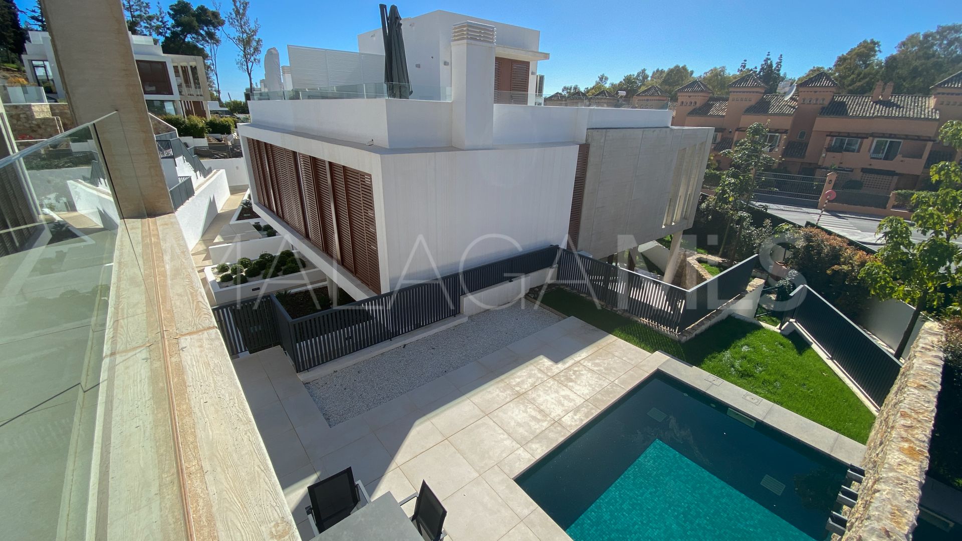 Einfamilienhaushälfte for sale in Marbella Goldene Meile