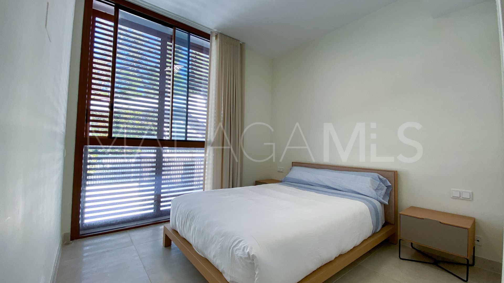 Villa pareada a la venta in Marbella Golden Mile