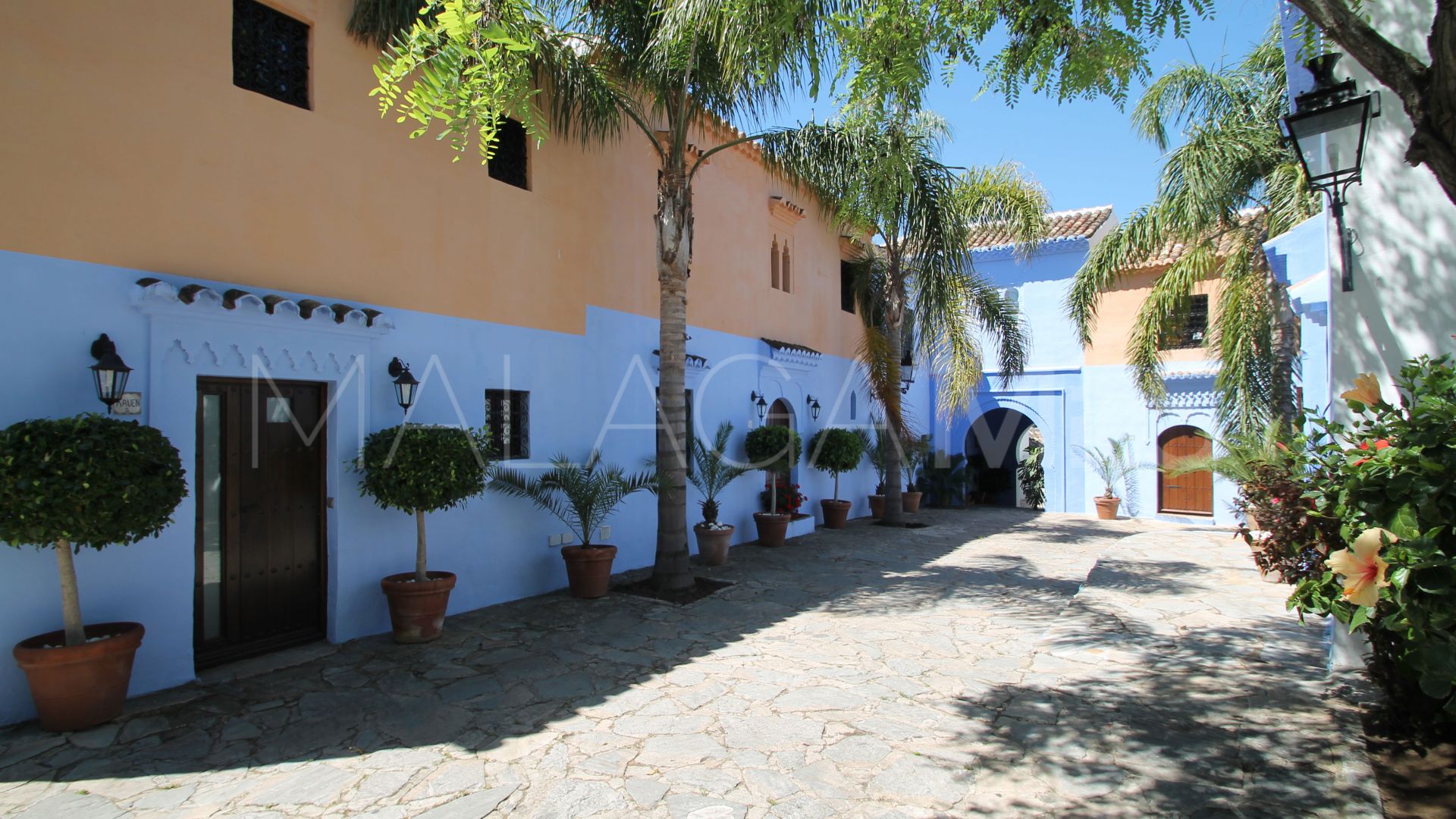 Radhus for sale in Marbella Golden Mile