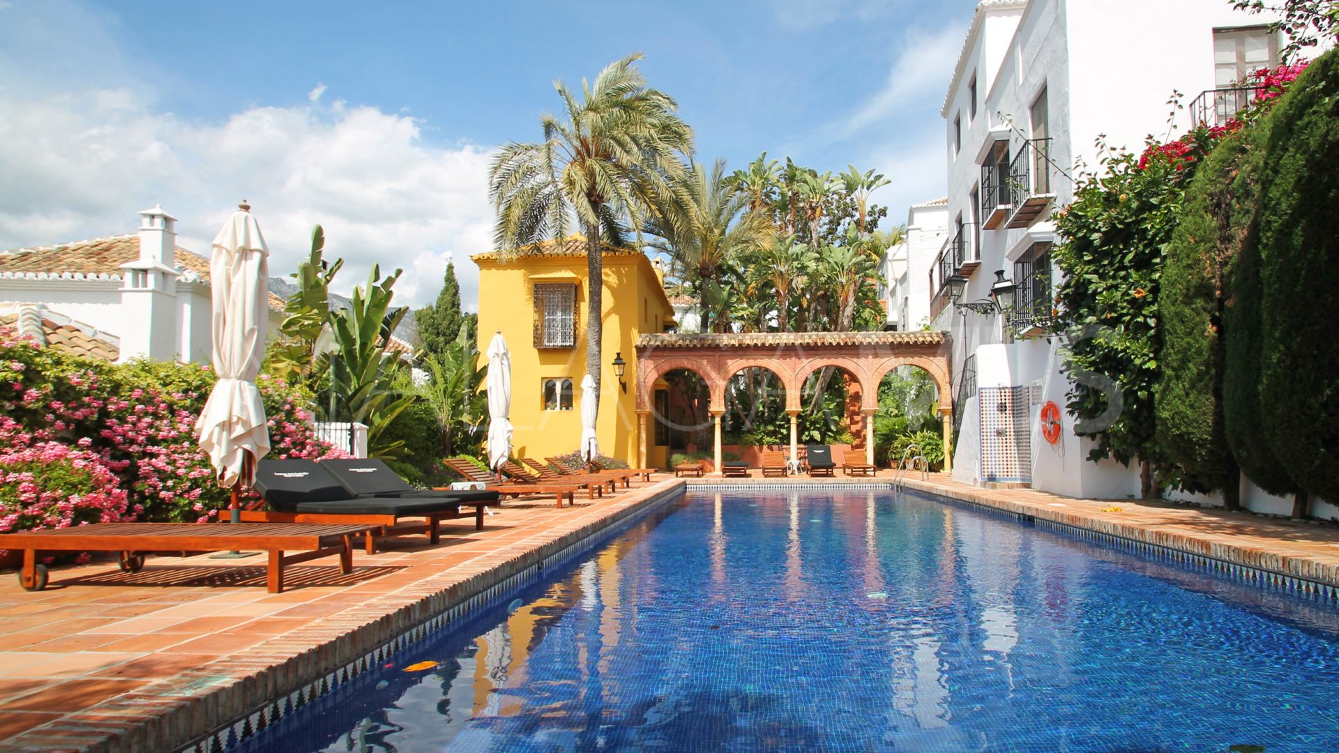Maison de ville for sale in Marbella Golden Mile