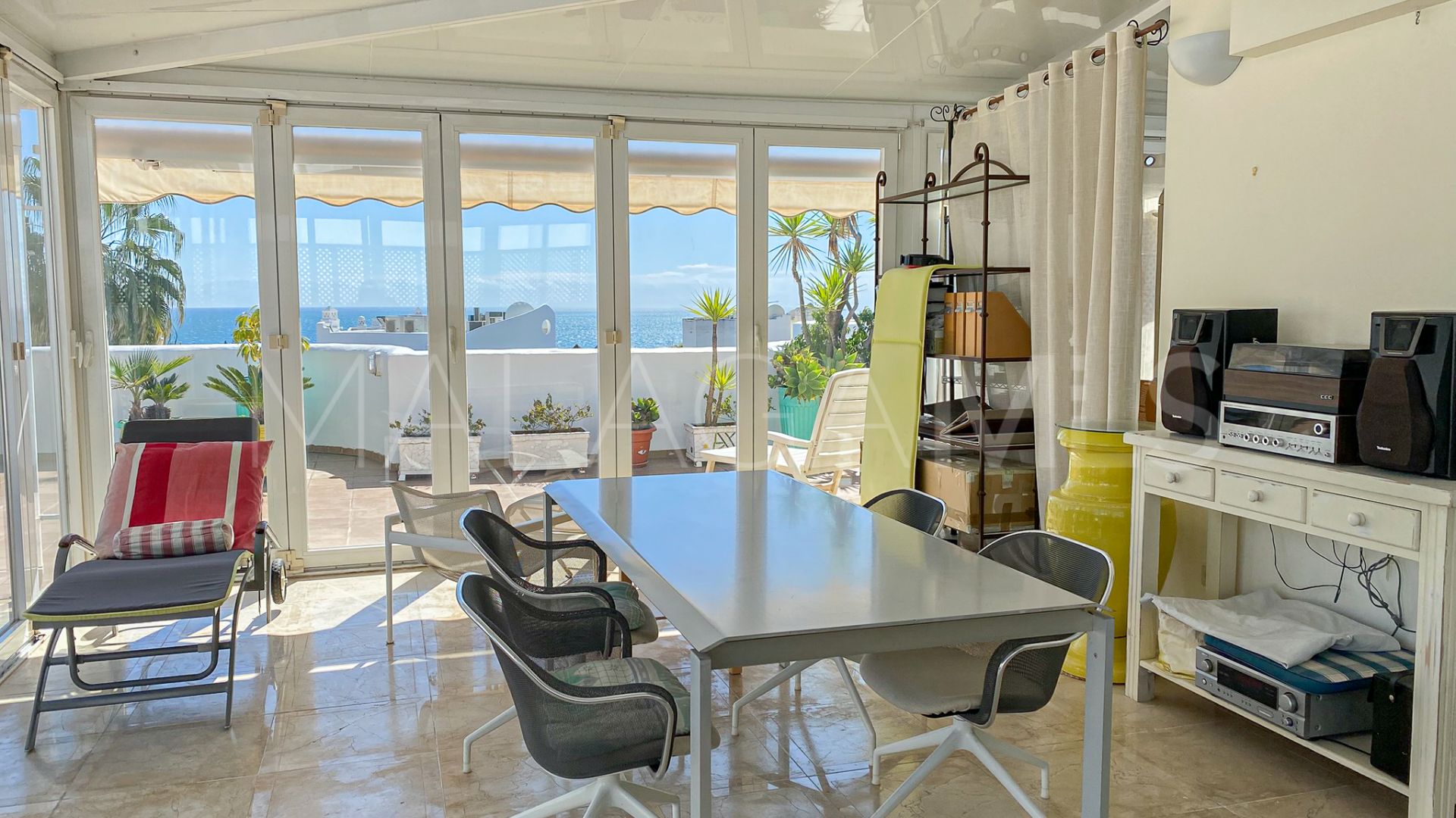 Atico duplex for sale de 3 bedrooms in Marbella Golden Mile