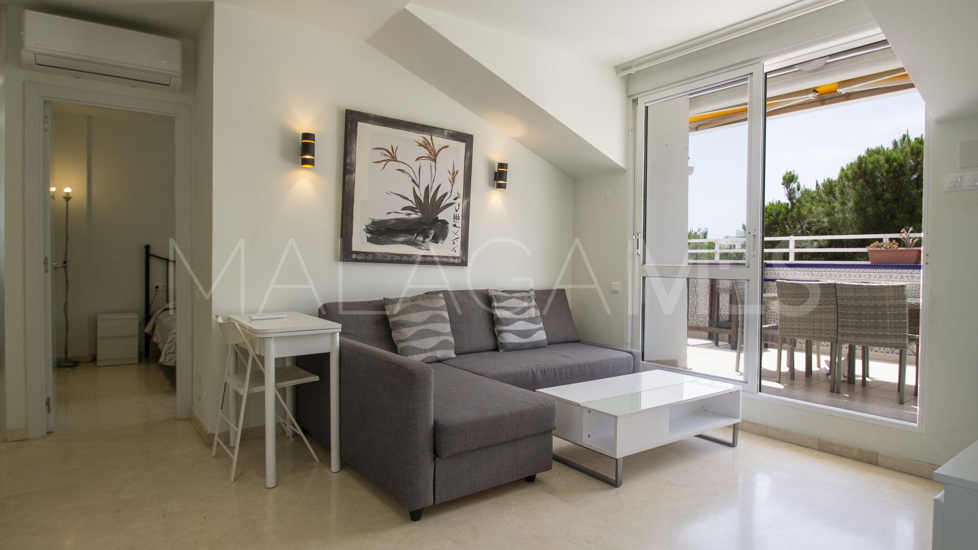 Appartement terrasse for sale in Marbella Golden Mile