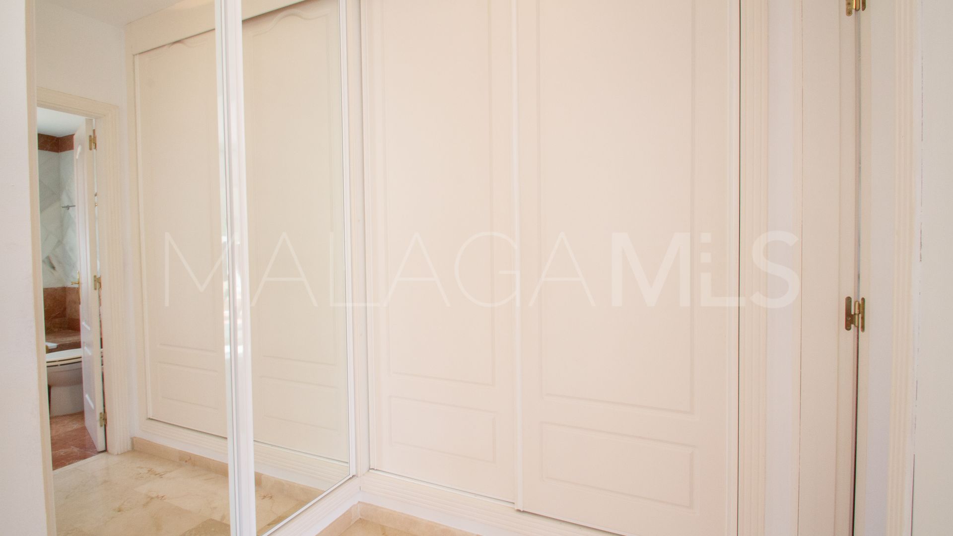 Maison de ville for sale in Marbella Golden Mile