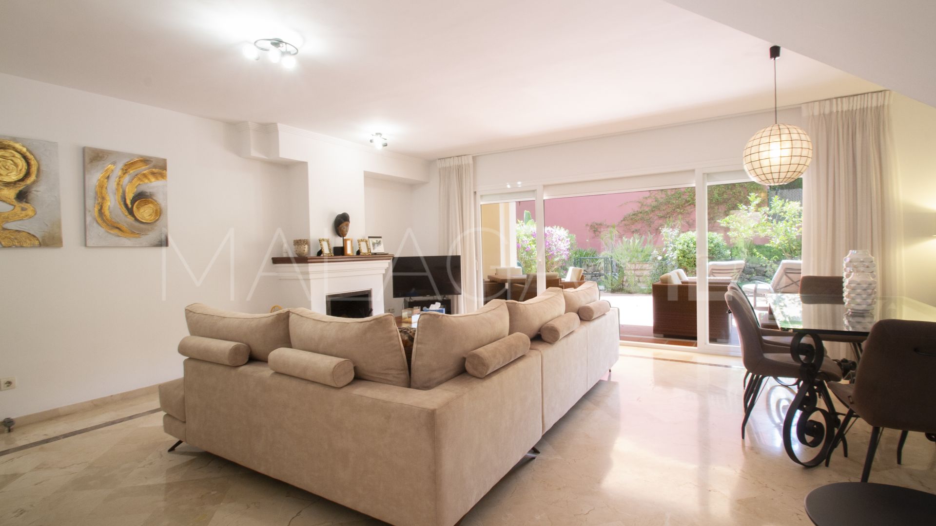 Maison de ville for sale in Marbella Golden Mile