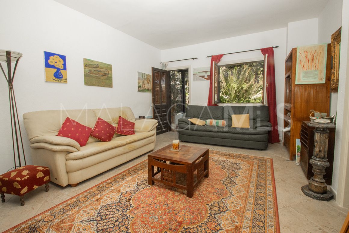 Ground floor apartment in Marbella Golden Mile for sale