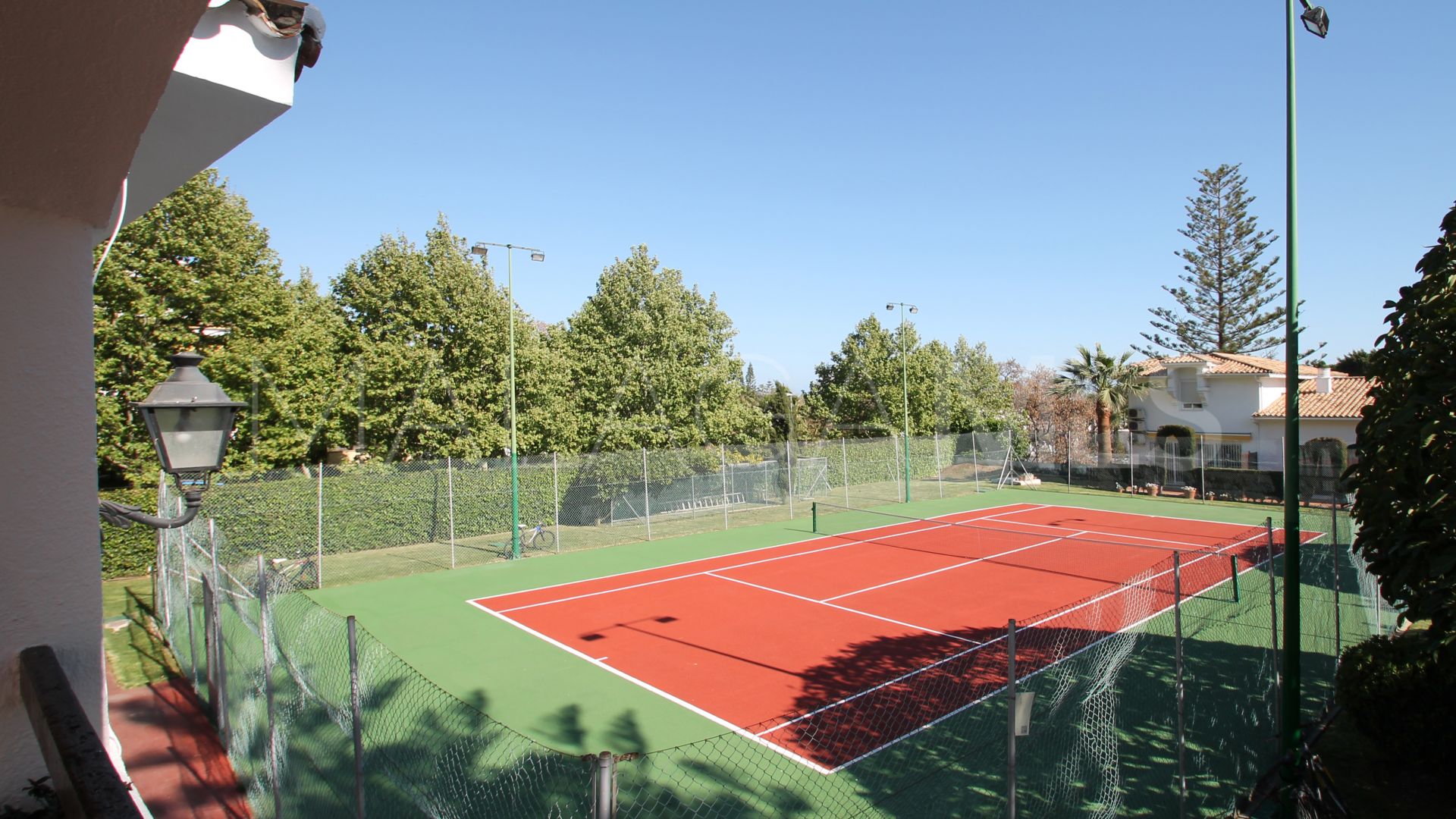 Appartement rez de chaussée for sale in Marbella Golden Mile