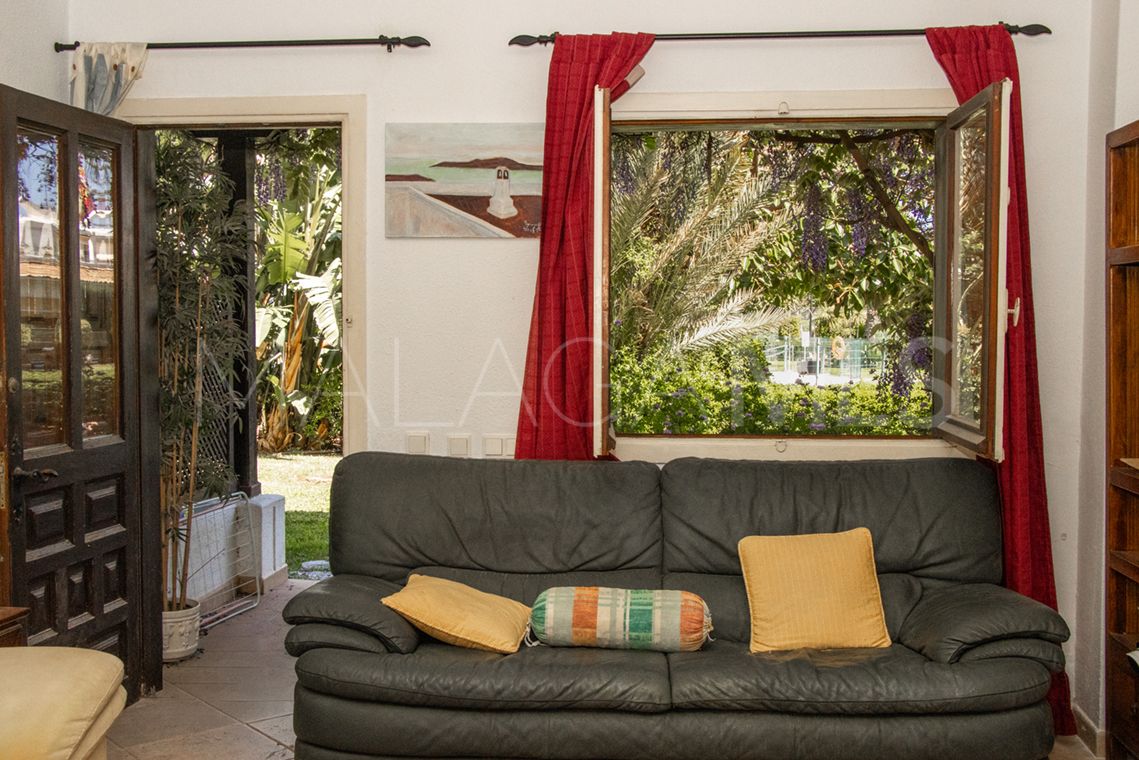 Ground floor apartment in Marbella Golden Mile for sale