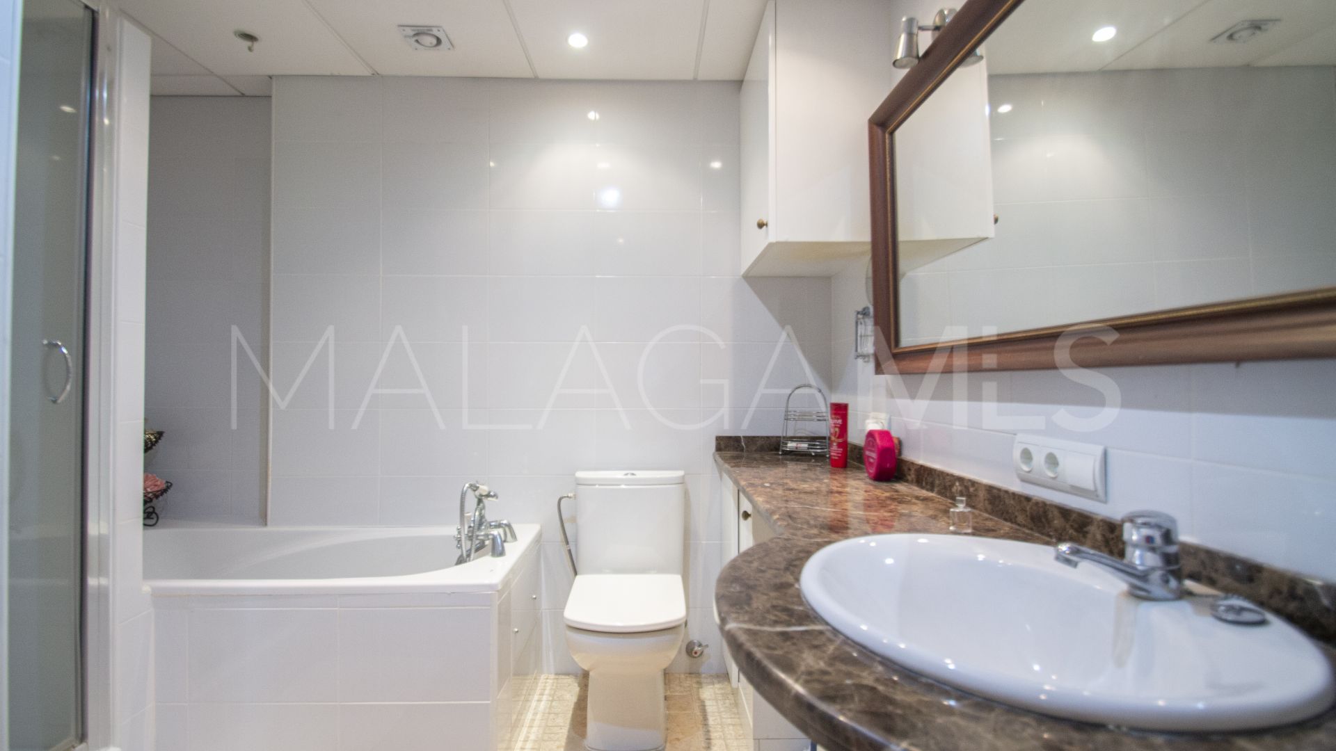 Appartement rez de chaussée for sale in Marbella Golden Mile
