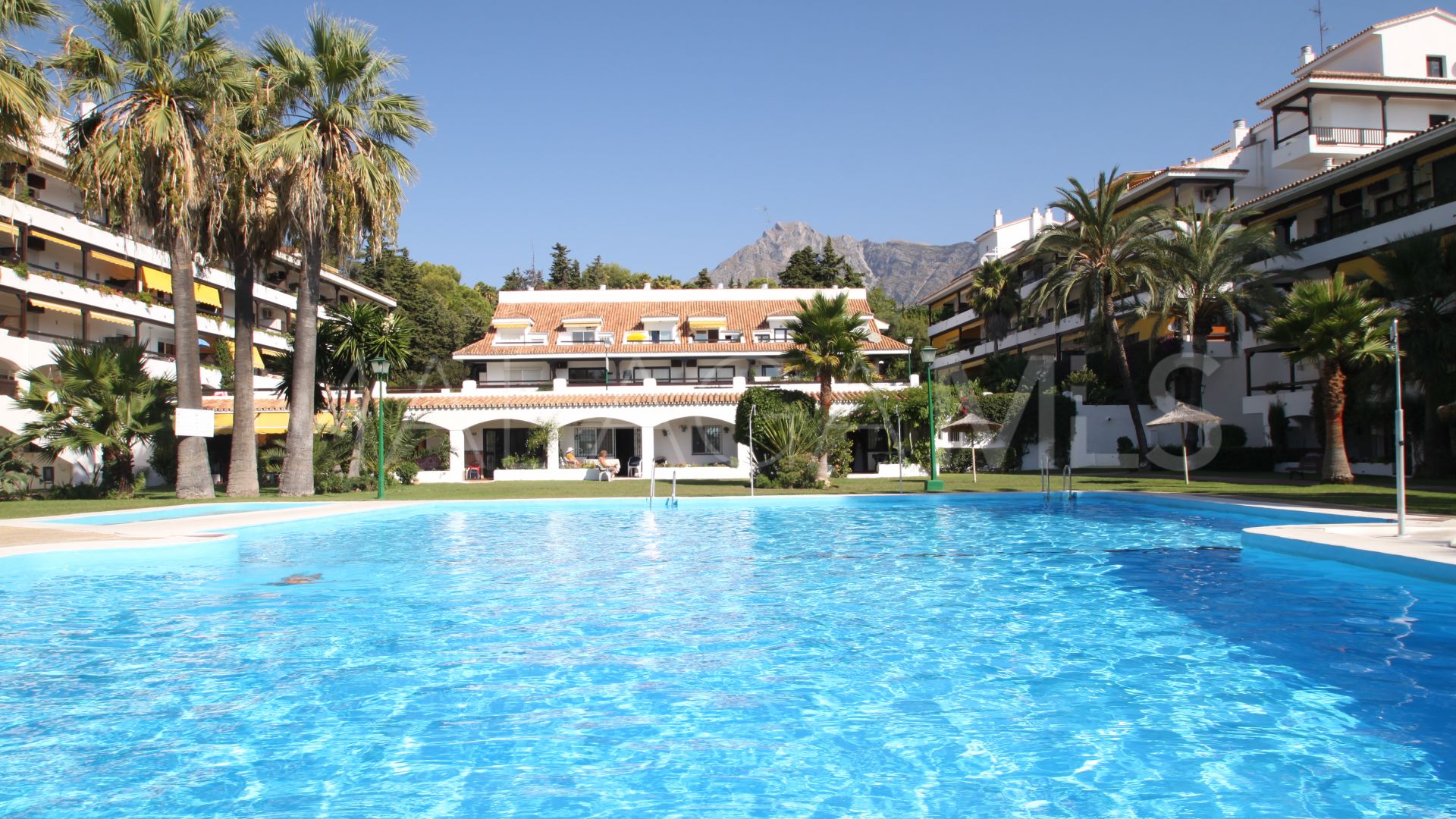 Appartement rez de chaussée for sale in Marbella Golden Mile
