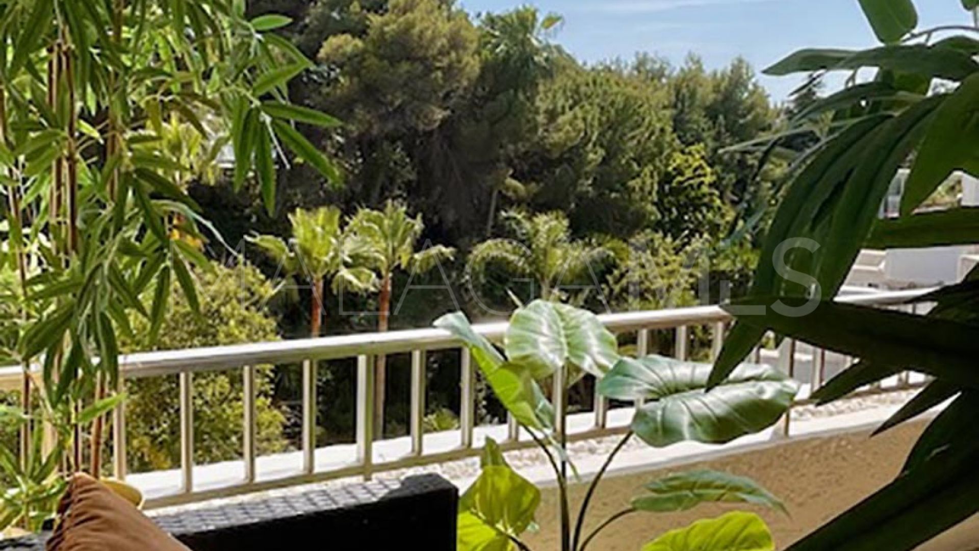 Lägenhet for sale in Marbella Golden Mile