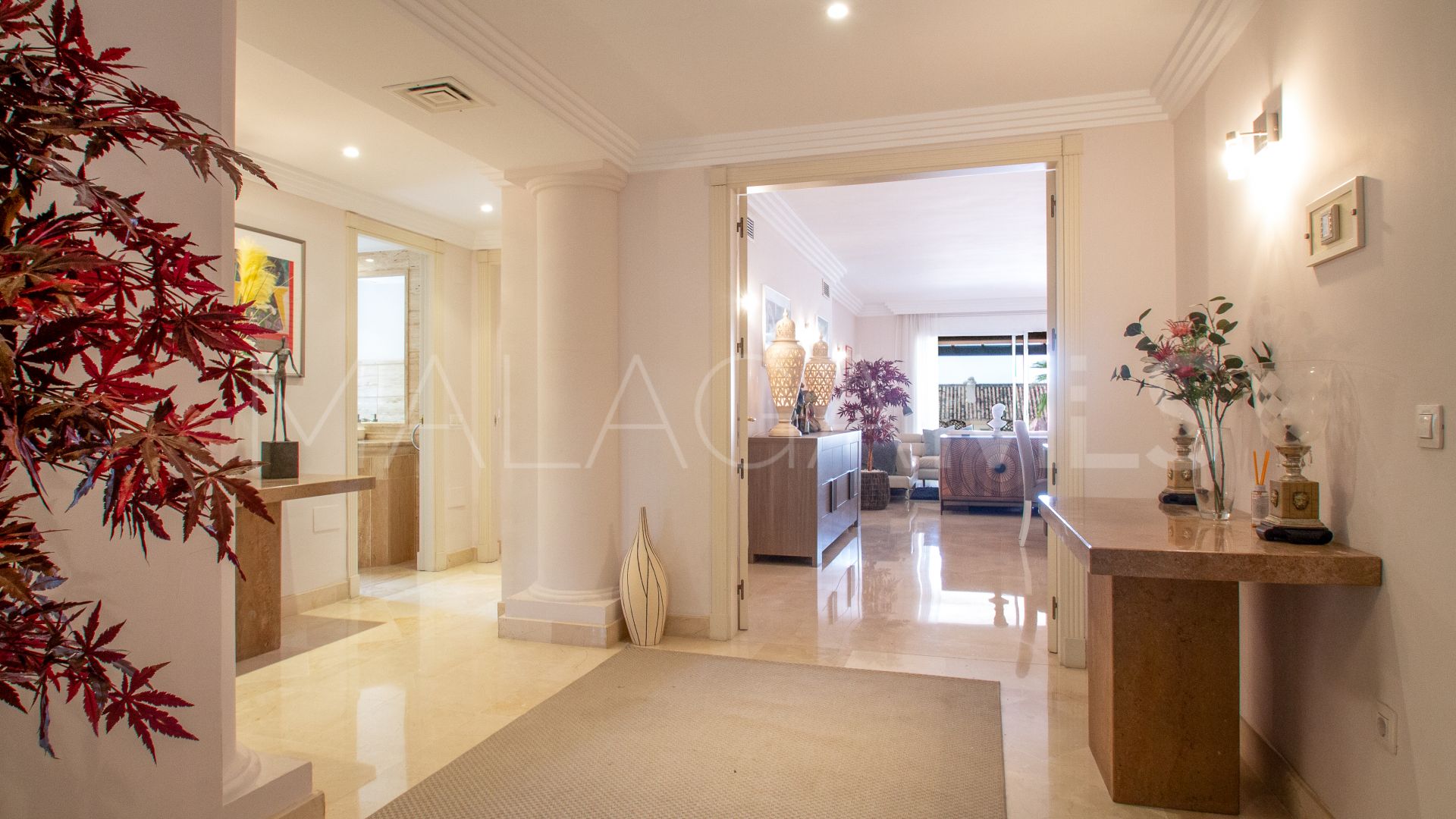 Erdgeschosswohnung for sale in Nueva Andalucia