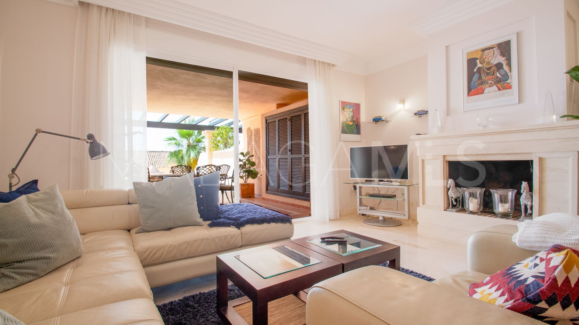 Erdgeschosswohnung for sale in Nueva Andalucia